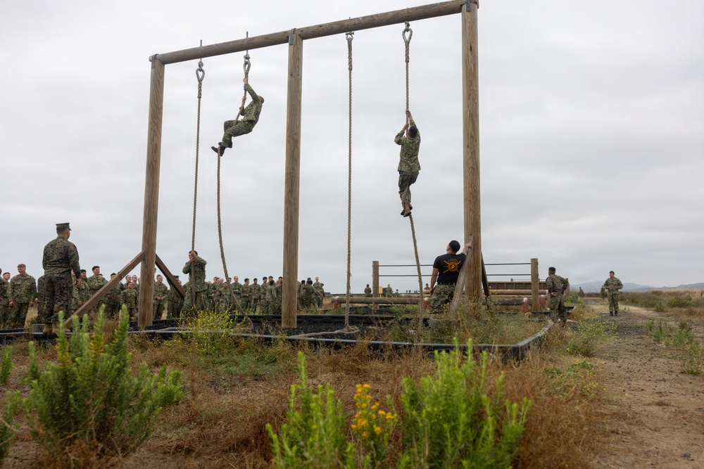CORTRAMID: NROTC Midshipmen take on the O-Course