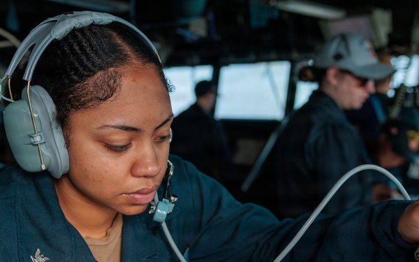 USS Gonzalez Conducts Operations