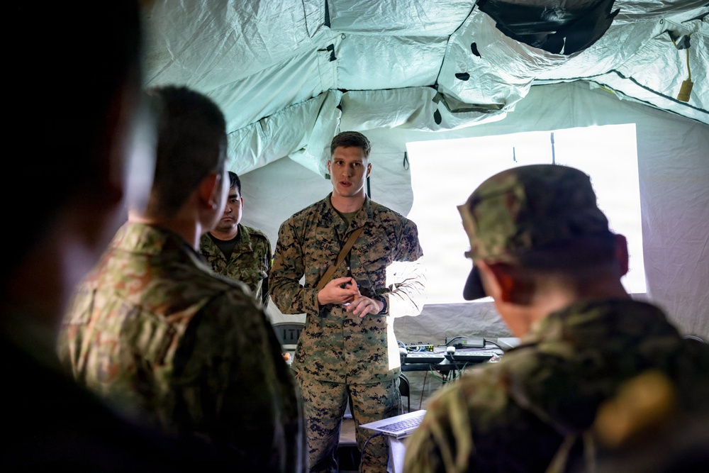 Kaiju Rain 26: 3d Intelligence Battalion demonstrates expeditionary intelligence capabilities to Japan Ground Self-Defense Force partners