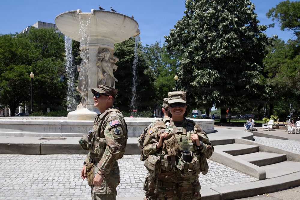 Arkansas Soldiers Patrol Dupont Circle