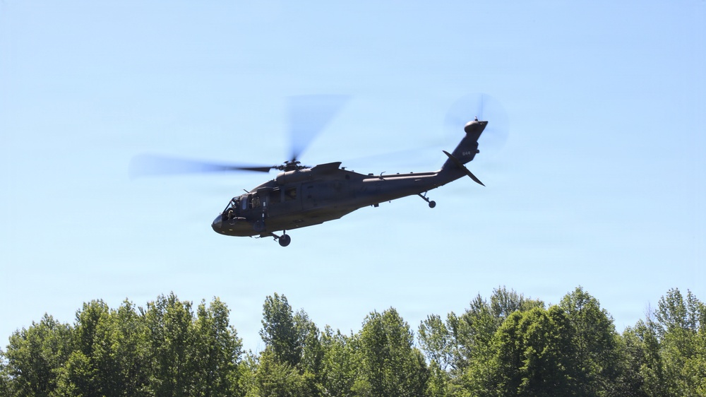 Bravo Company 2/147th Assault Helicopter Battalion conducts air movement operations