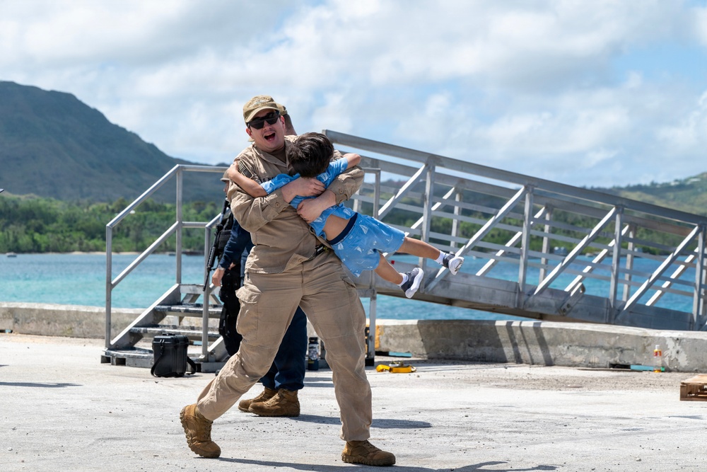 USS Springfield (SSN 761) returns to Naval Base Guam