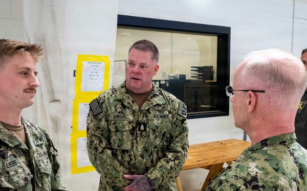 CNO and MCPON visit VP-40