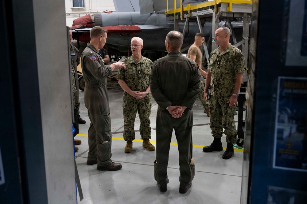 CNO and MCPON visit VAQ-131