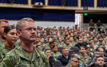 CNO and MCPON hold all-hands call on NAS Whidbey Island