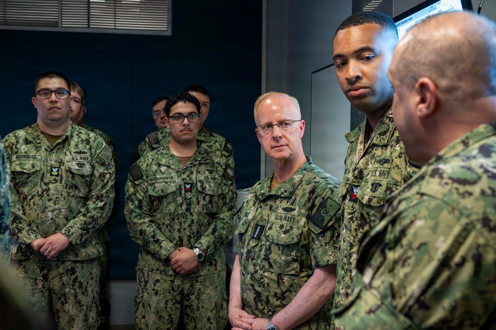 CNO and MCPON visit TUSC-PAC