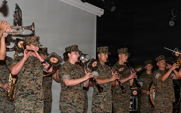 3rd Marine Logistics Group Holds Commanding General’s Change of Command Ceremony