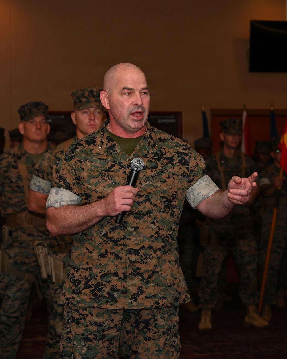 3rd Marine Logistics Group Holds Commanding General’s Change of Command Ceremony