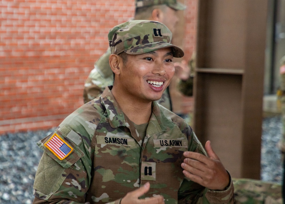 HHC 194DSSB of Champion Brigade Changes Command