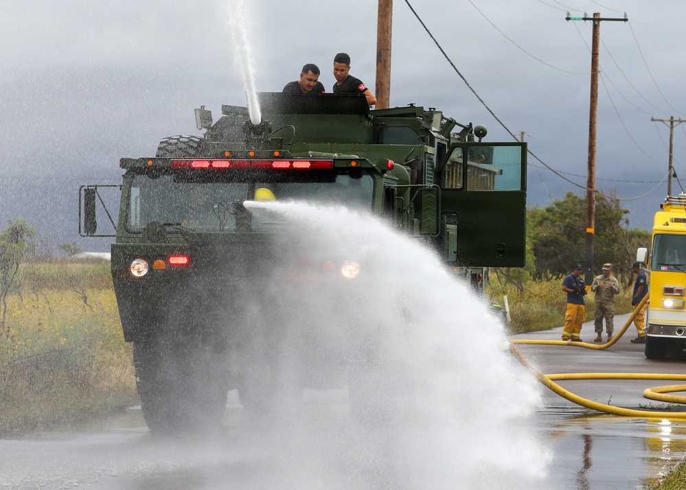 Hawaii Army National Guard firefighters conduct joint emergency response training on Maui