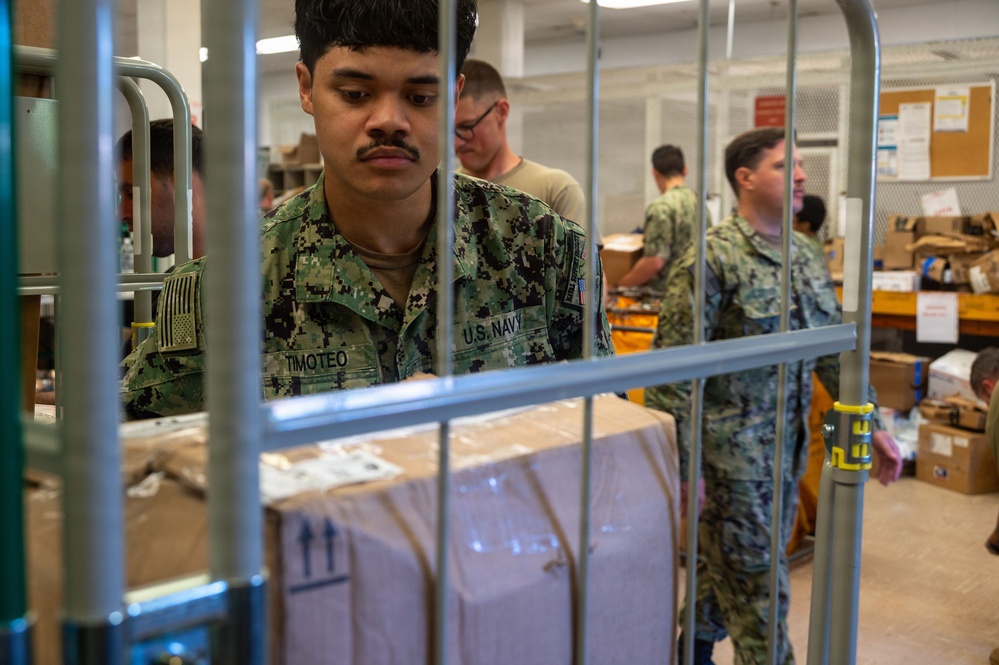NSF Diego Garcia all-hands mail call