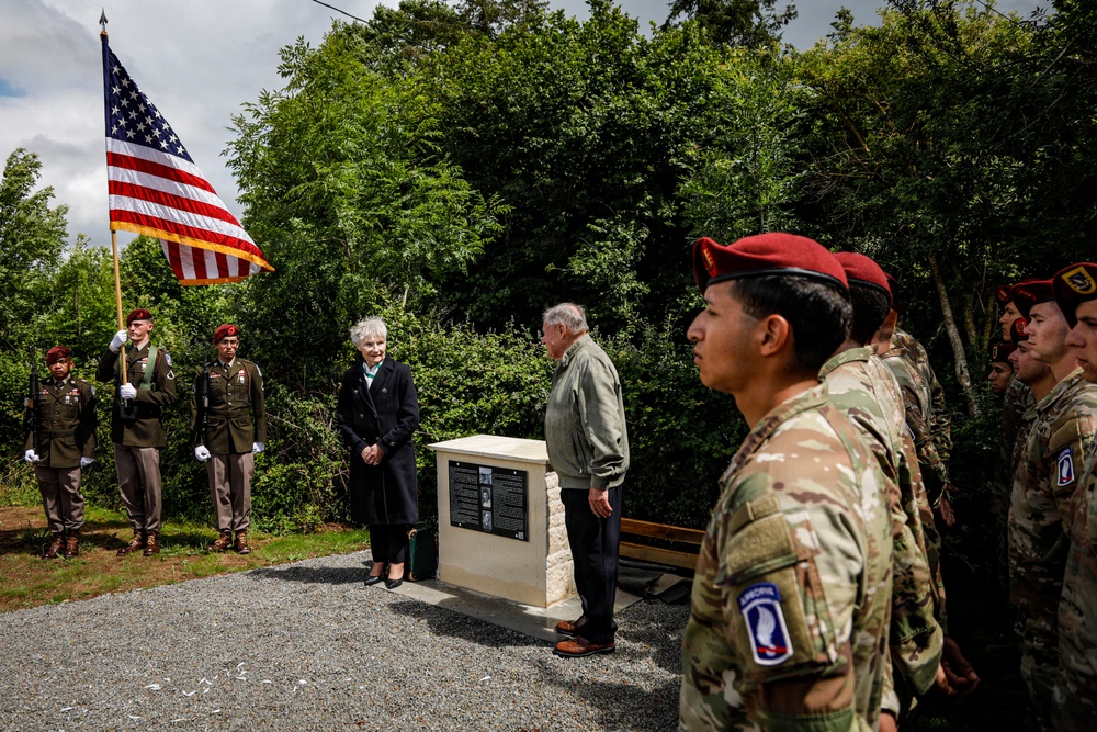 Paratroopers honor resilience of French during Normandy 82 ceremony