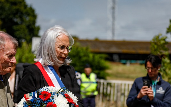 Paratroopers honor resilience of French during Normandy 82 ceremony