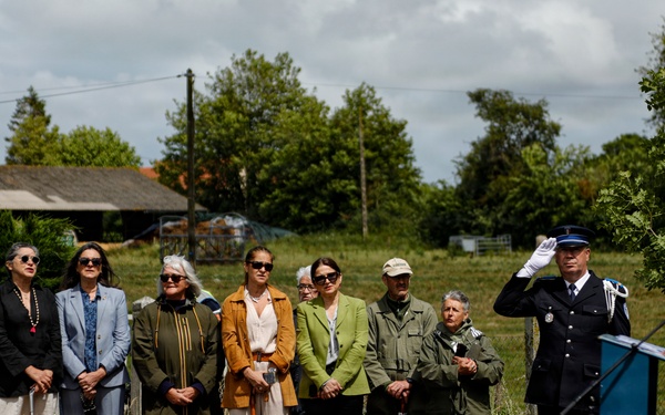 Paratroopers honor resilience of French during Normandy 82 ceremony
