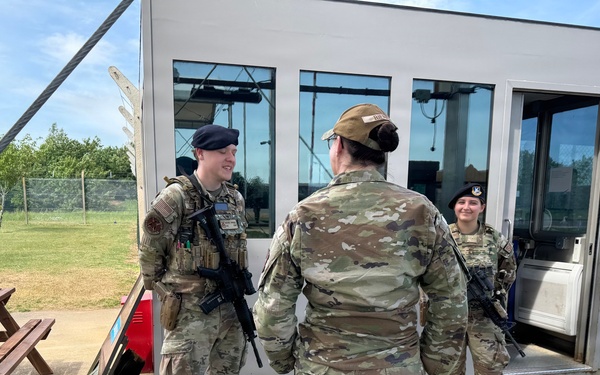 Senior Leaders Connect with Defenders at RAF Alconbury