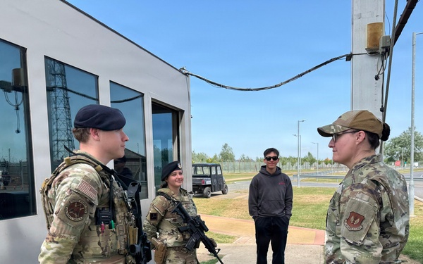 Senior Leaders Connect with Defenders at RAF Alconbury