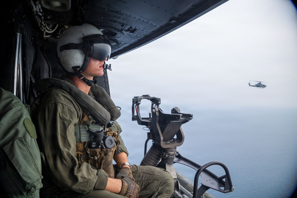 11th MEU Marines, Sailor Conduct Flight Operations