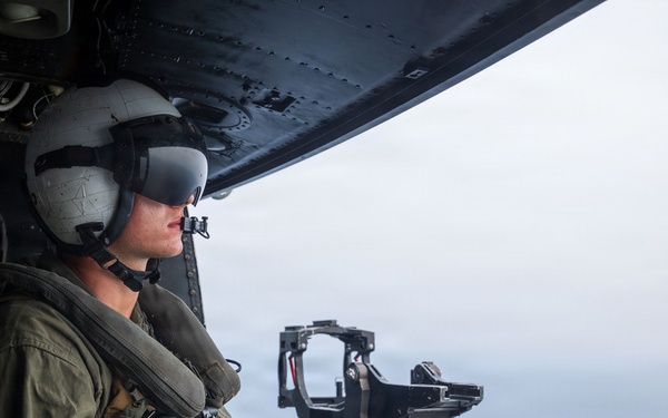 11th MEU Marines, Sailor Conduct Flight Operations