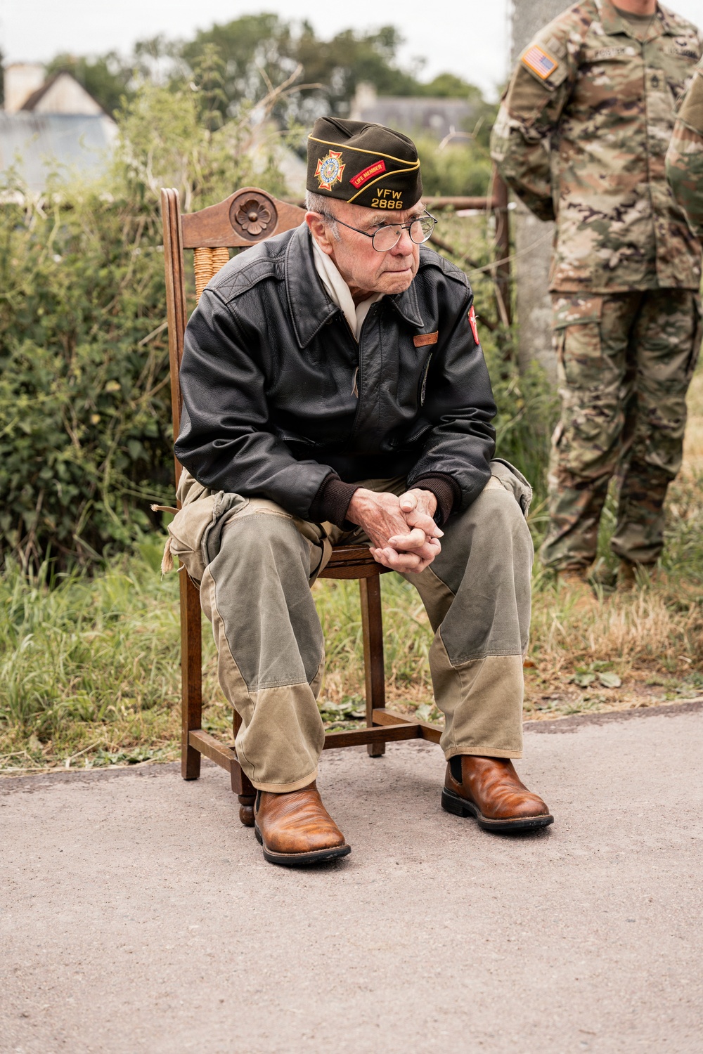 101st Airborne Division Soldiers honor 2nd Lt. George E. Schmidt in Normandy