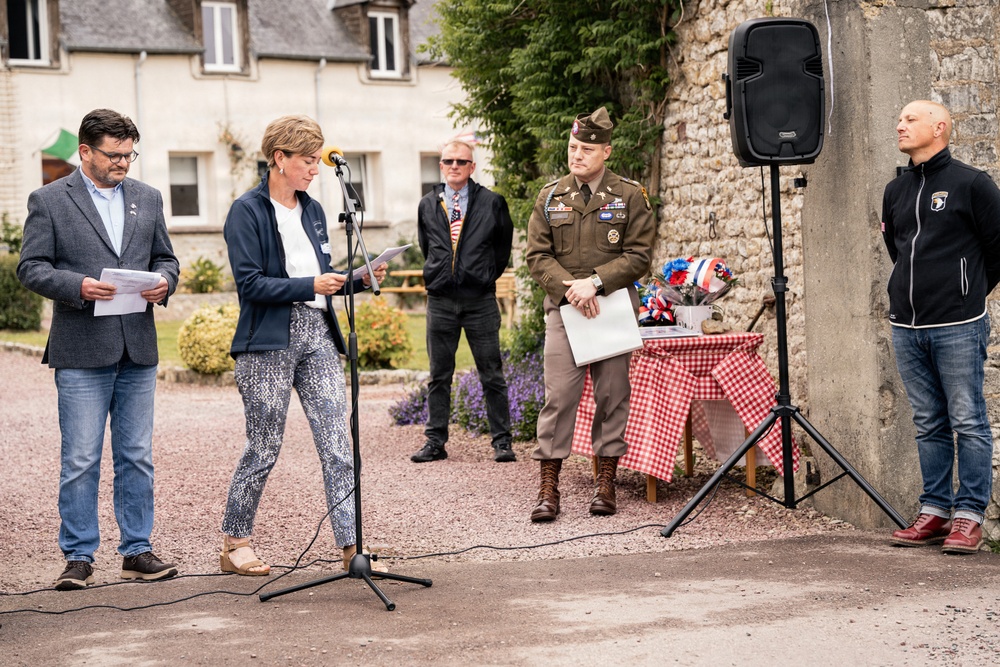 101st Airborne Division Soldiers honor 2nd Lt. George E. Schmidt in Normandy