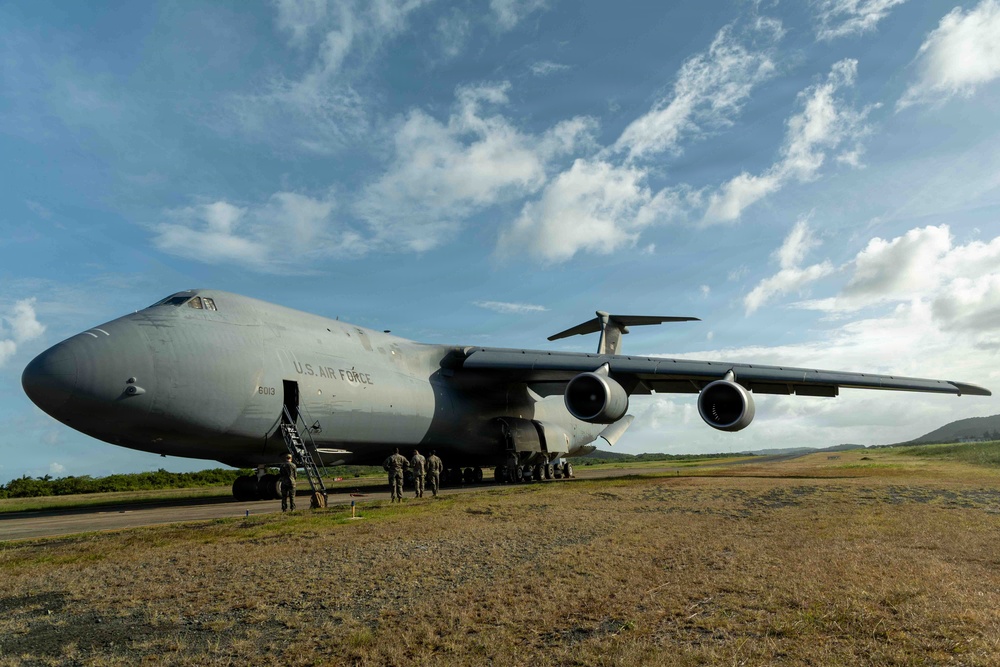 LCF-24 and 346th AEW offload cargo in Puerto Rico