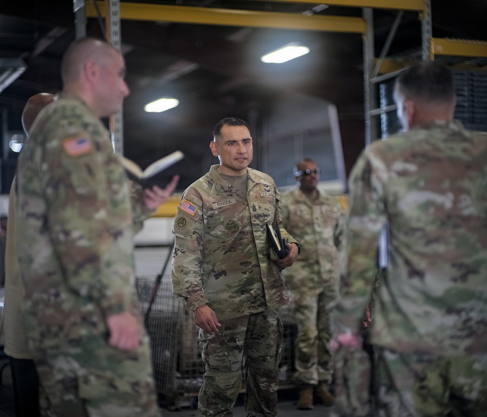 AMC CSM Garza visits Fort Riley