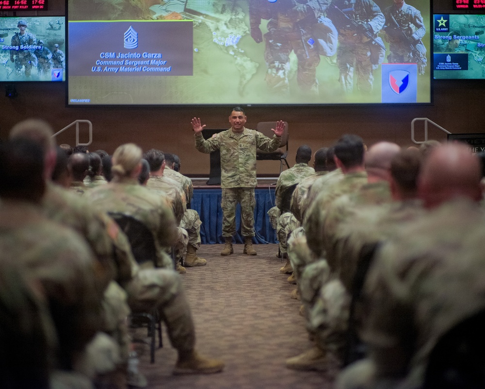 AMC CSM Garza visits Fort Riley