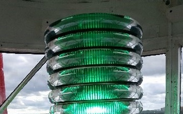 $1,000 reward offered: Coast Guard investigates theft of critical navigational  light at Wisconsin Point