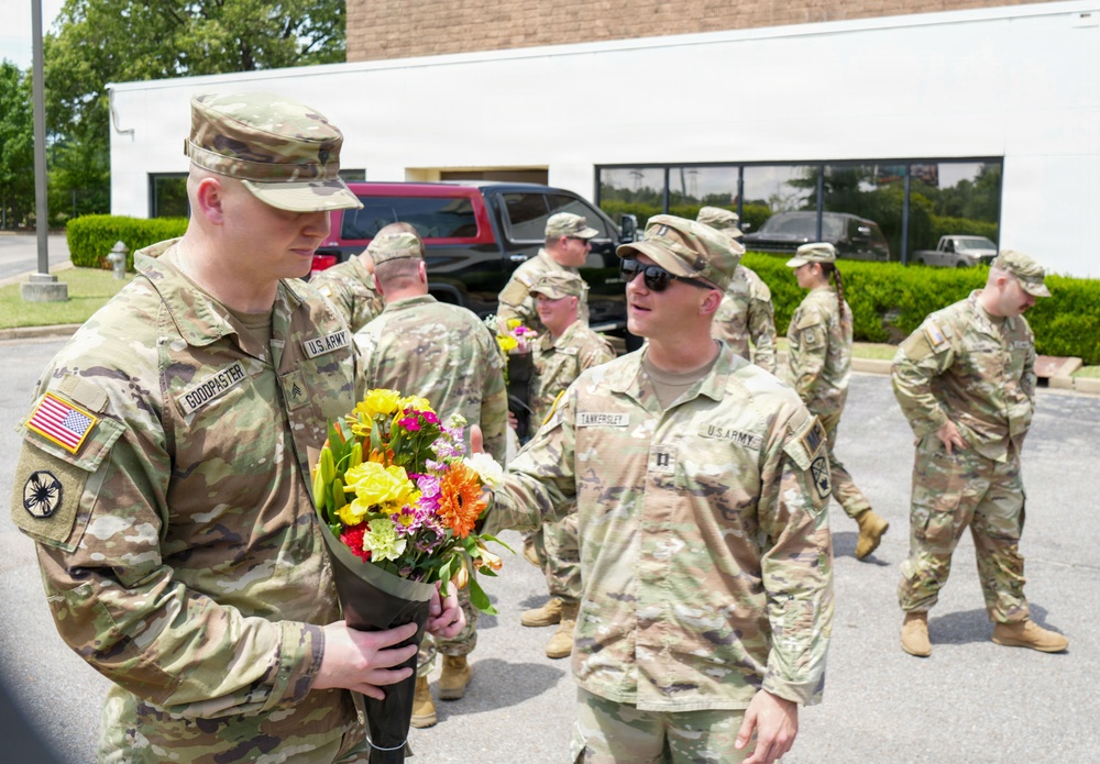 Tennessee Army National Guard promotes soldiers
