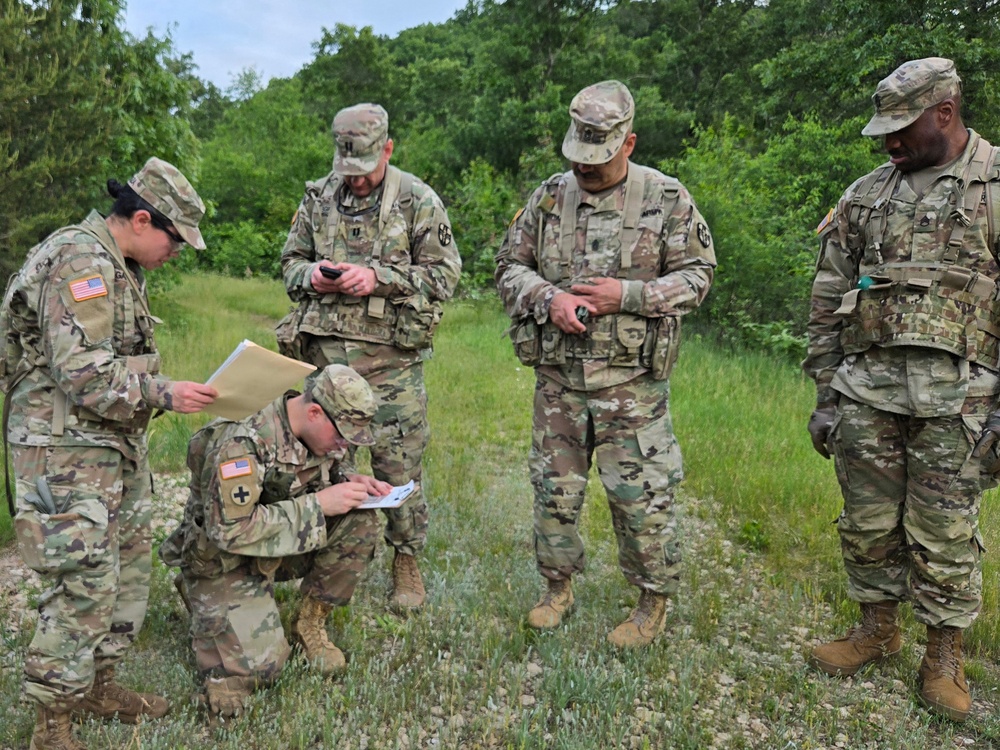 CE-MARSG Builds Combat Readiness Through Land Nav