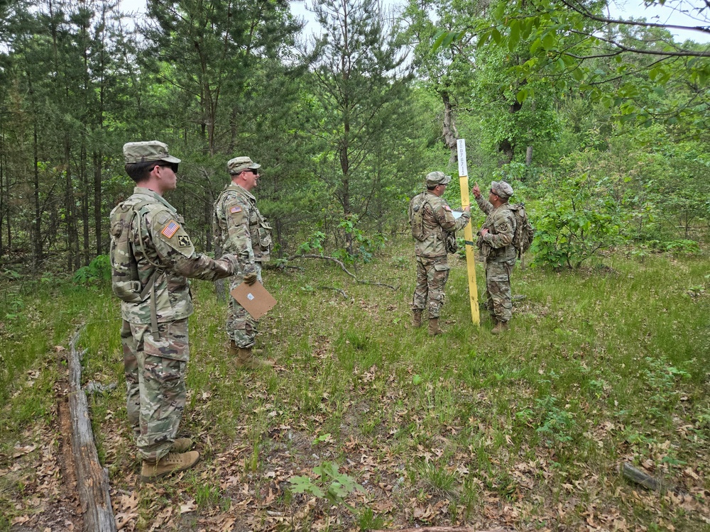 CE-MARSG Builds Combat Readiness Through Land Nav