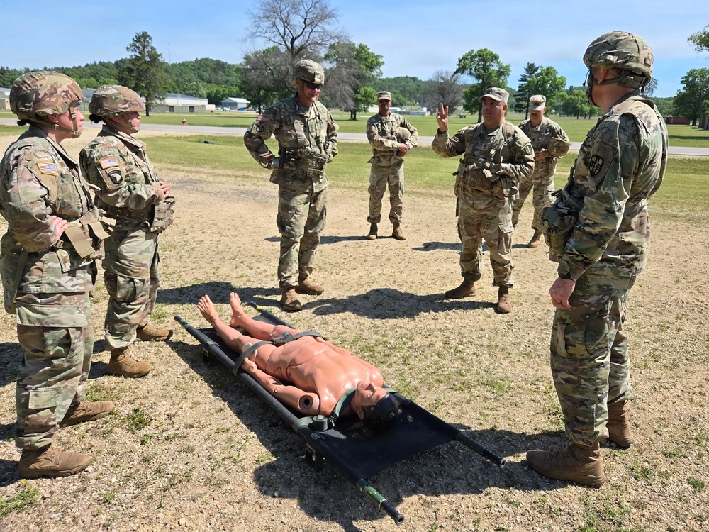 CE-MARSG Soldiers Strengthen Combat Readiness Through Litter Carry Training