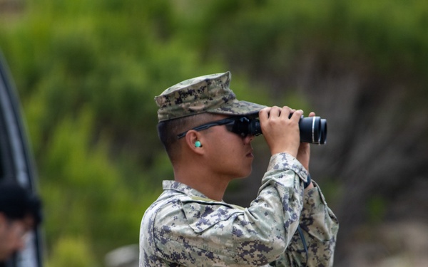 NMCB 5 Trains Shooting Range Qualifications
