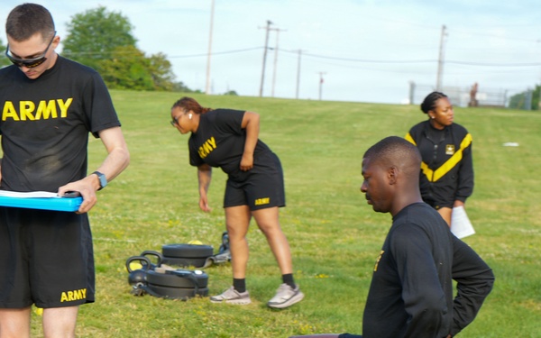 Tennessee Army National Guard conducts fitness training