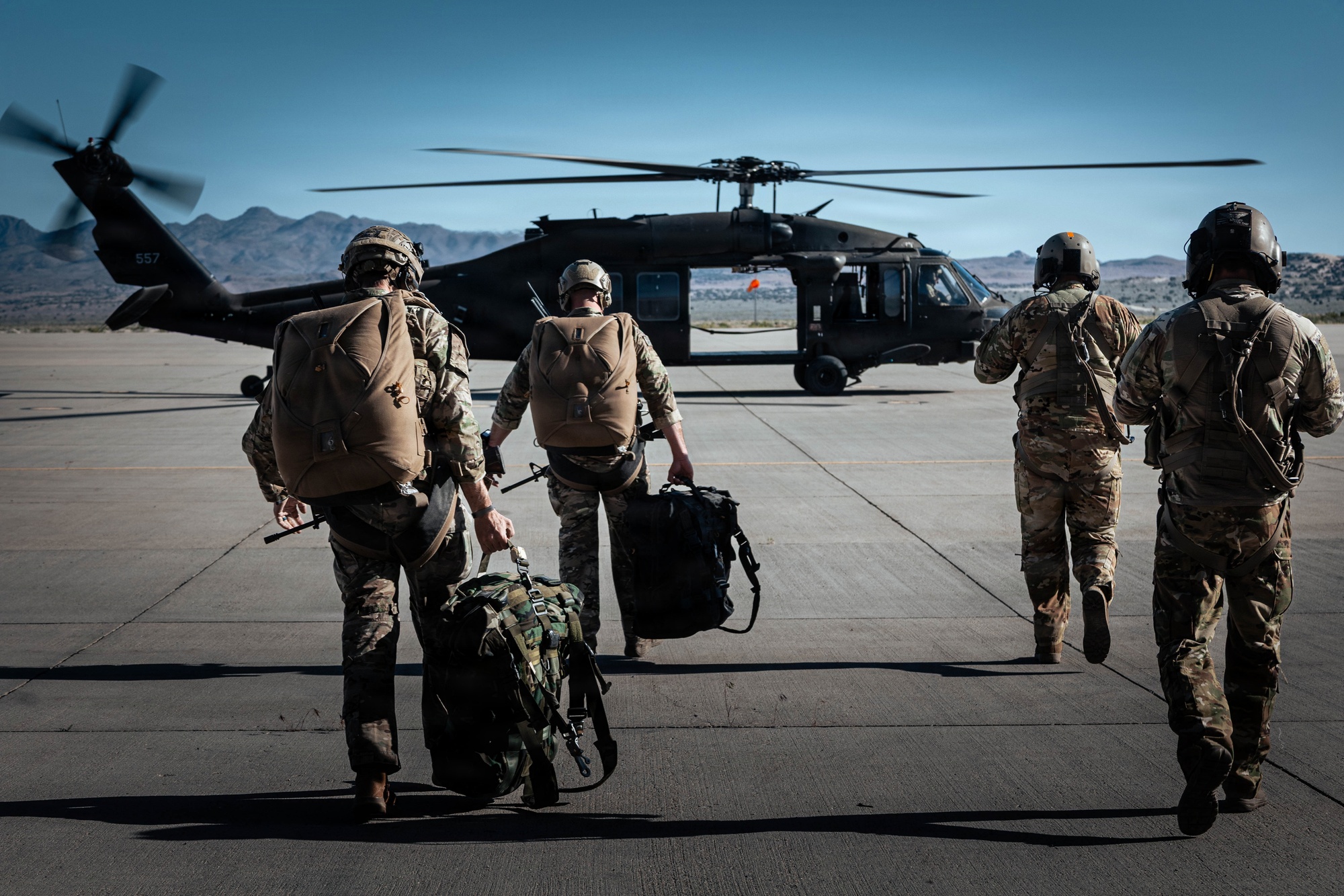 グローバルアーミー 会報 army zip beyond the scene DVIDS - Images - 10th SFG(A) Green Berets Enhance Readiness During