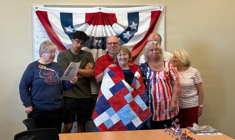Fort McCoy LRC director, retired lieutenant colonel, receives Quilt of Valor