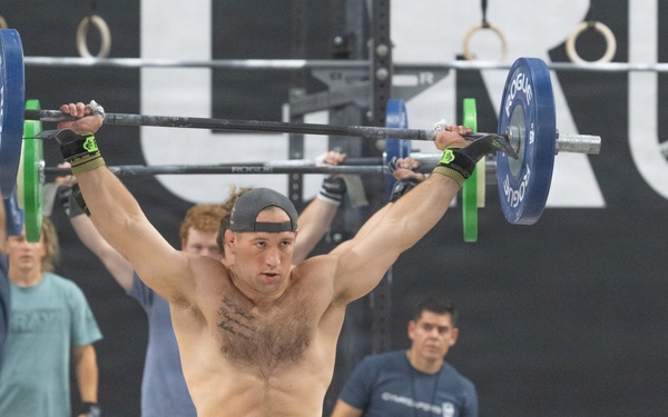 The U.S. Army Warrior Fitness Team Competes in the Syndicate Crown Last Qualifier Competition