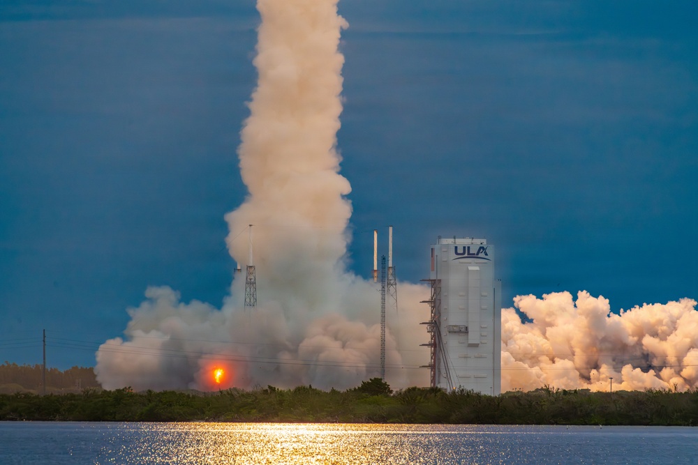 Leo 7 Mission Launches from Cape Canaveral Space Force Station