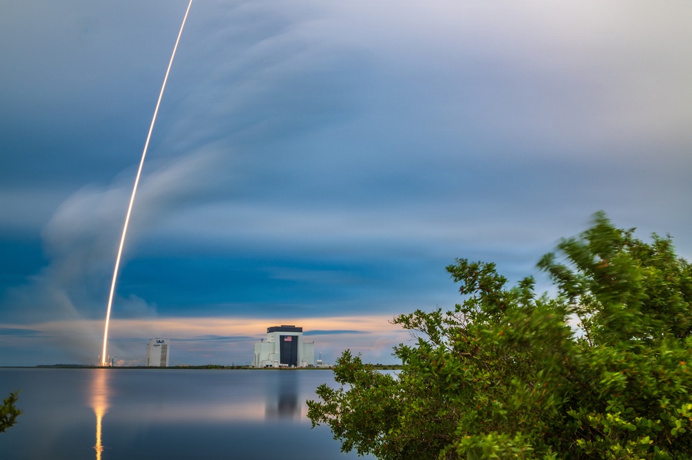 Leo 7 Mission Launches from Cape Canaveral Space Force Station