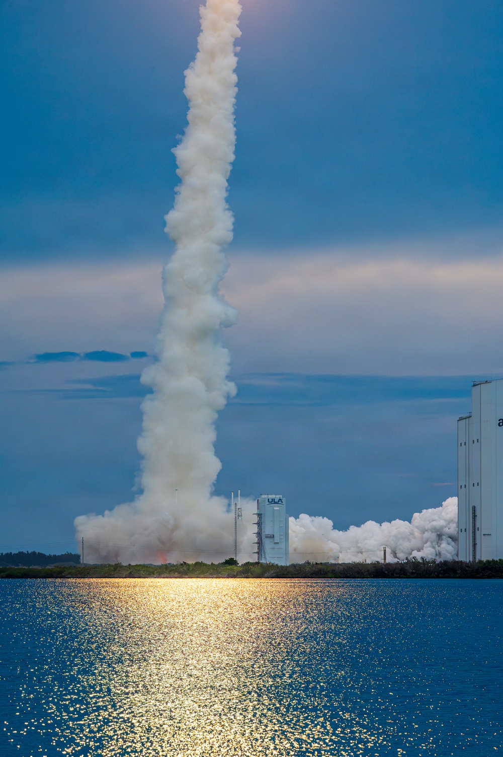 Leo 7 Mission Launches from Cape Canaveral Space Force Station