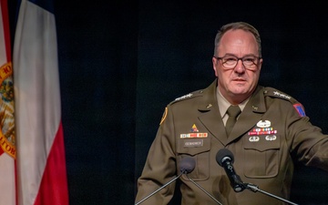 CAC Commander emphasizes influence of a field grade officer at CGSOC graduation
