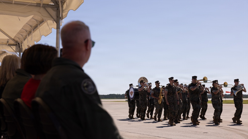 VMA-223 Harrier sundown ceremony