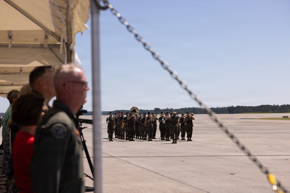 VMA-223 Harrier sundown ceremony