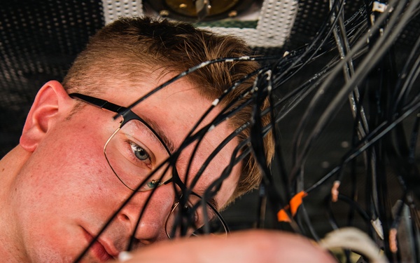 Ronald Reagan Sailors Conduct Maintenance On Heater Wiring