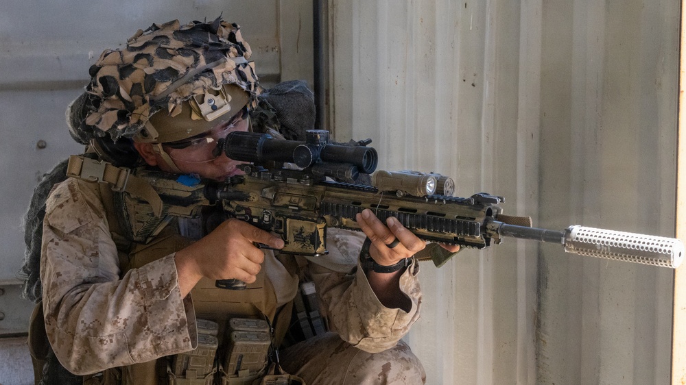 13th MEU BLT 2/4 Conducts a Simulated Sensing Expeditionary Advanced Base Mission
