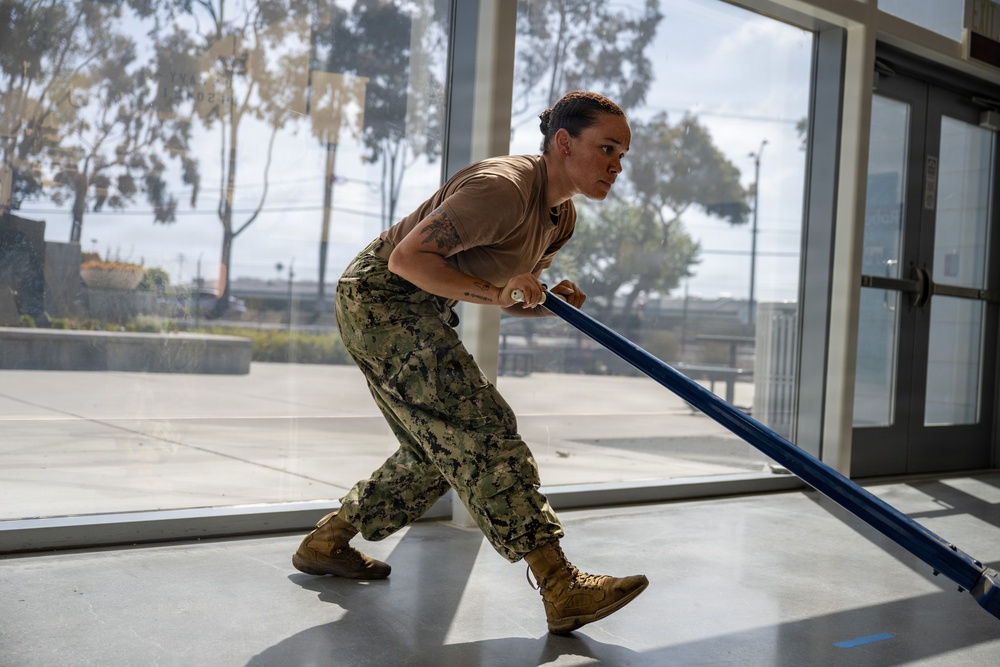 NCG 1 Seabees Move Vintage Exhibits For U.S. Navy Seabee Museum