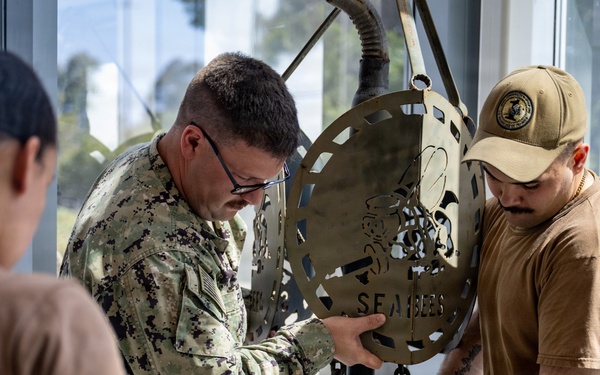 NCG 1 Seabees Move Vintage Exhibits For U.S. Navy Seabee Museum