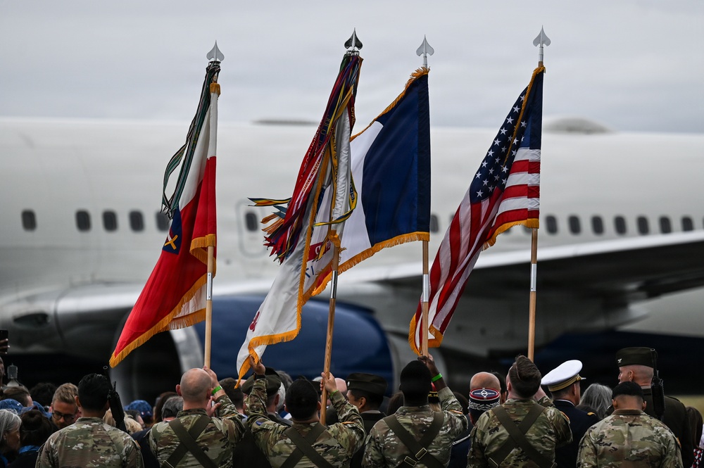 WWII veterans welcomed to Normandy for D-Day commemoration