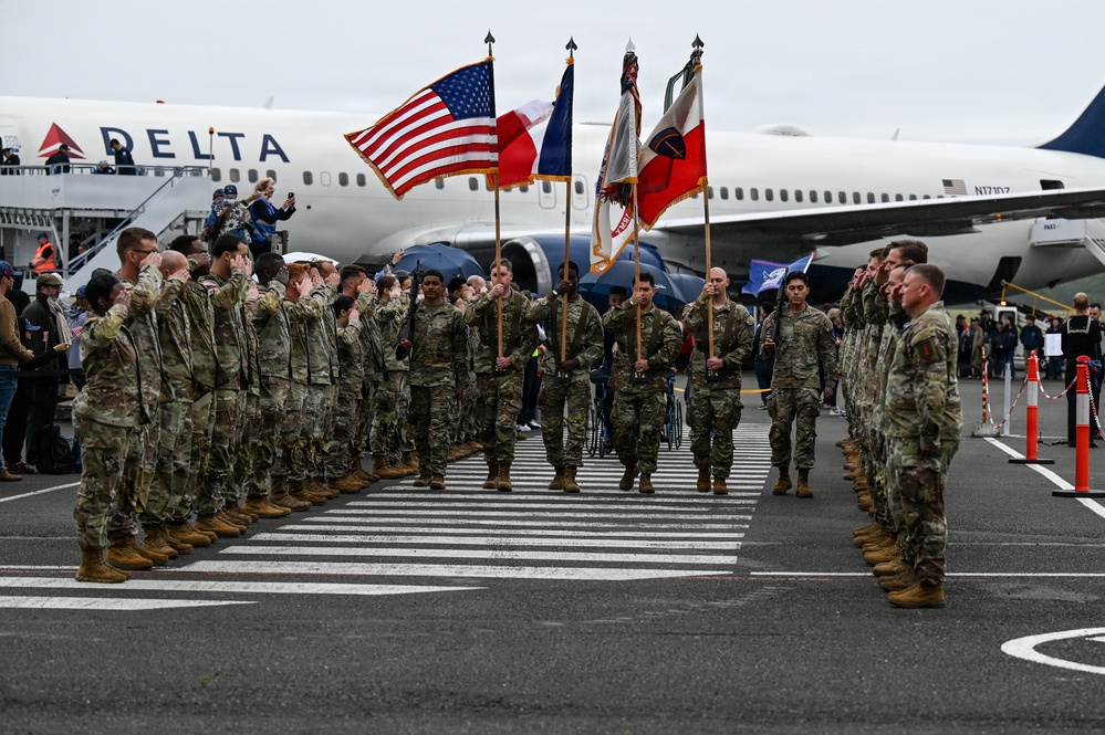 WWII veterans welcomed to Normandy for D-Day commemoration