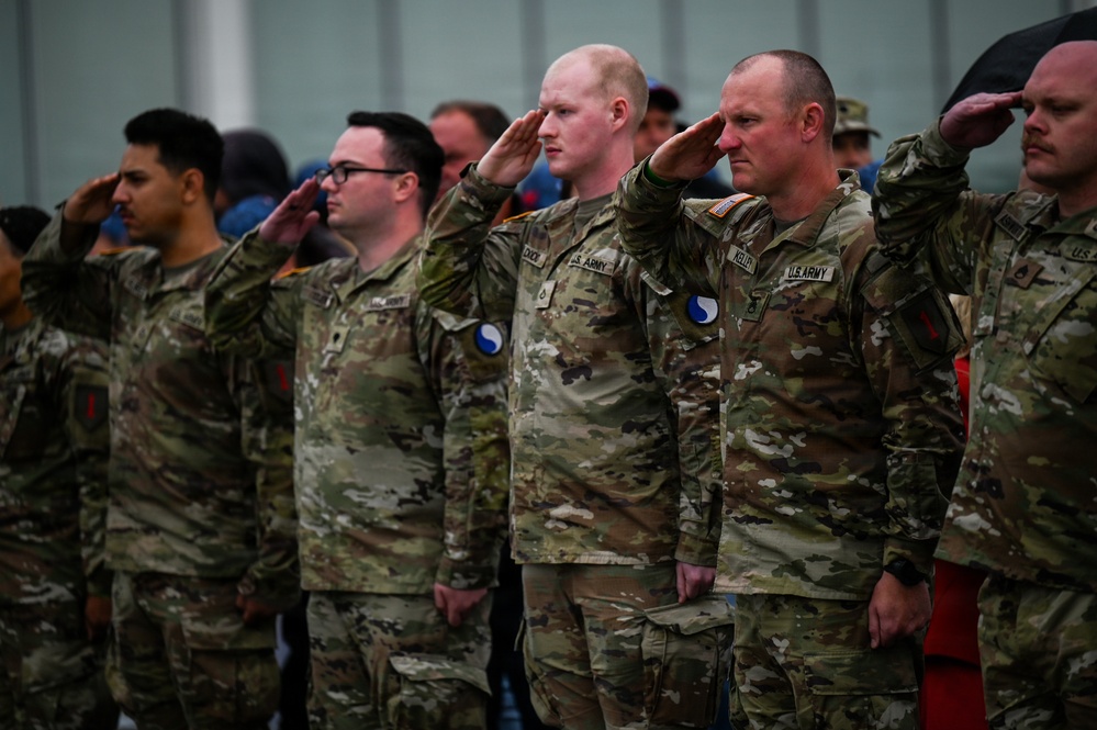 WWII veterans welcomed to Normandy for D-Day commemoration